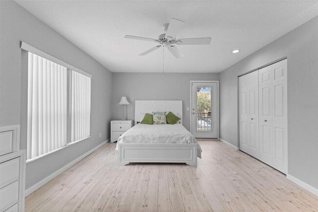 Building Photo - 3010 W Grovewood Ct