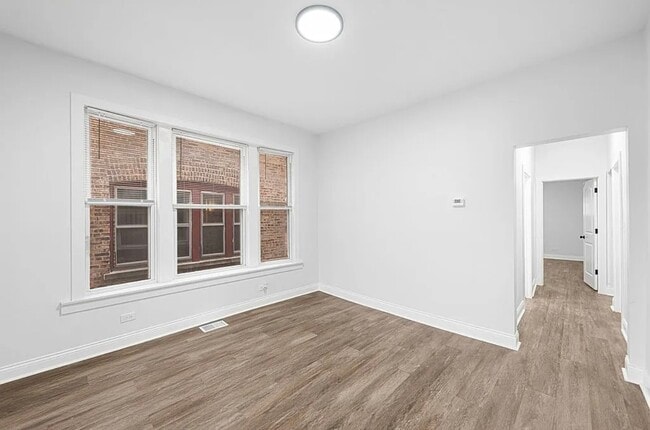 Building Photo - 7912 S Ada St