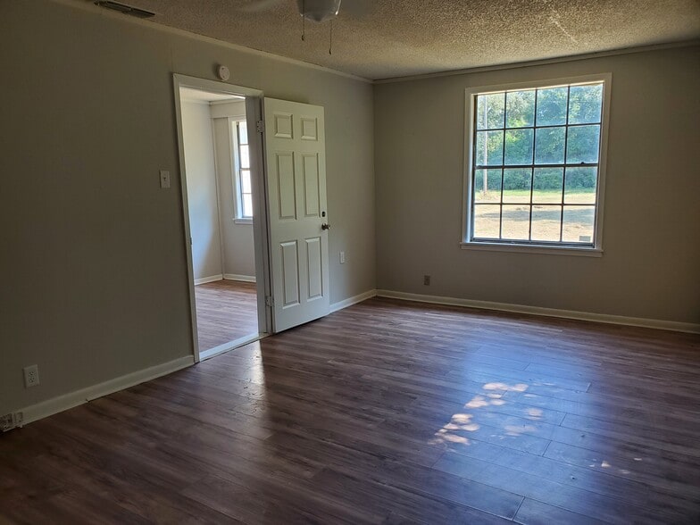 Building Photo - 8240 TX-154