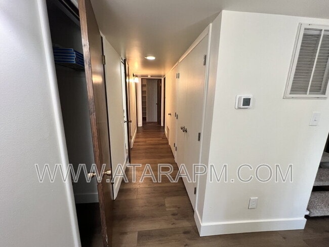 Building Photo - 270 2020 N