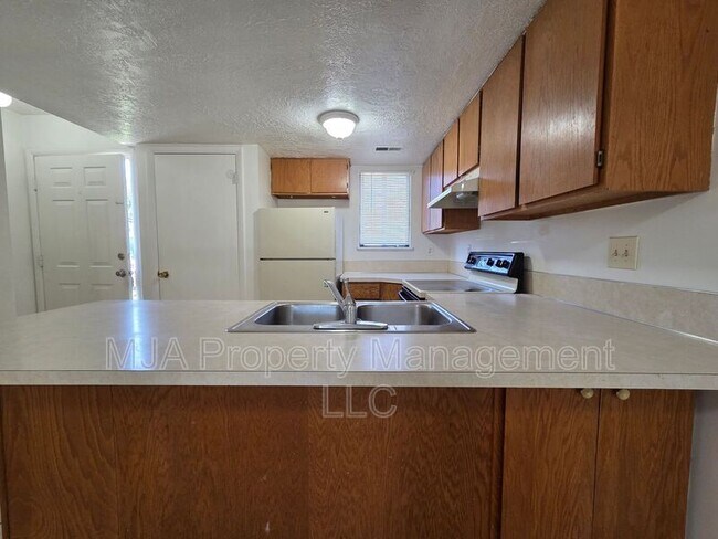 Building Photo - 1145 W 1600 N