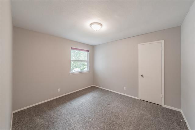 Building Photo - 5753 Saramac Dr