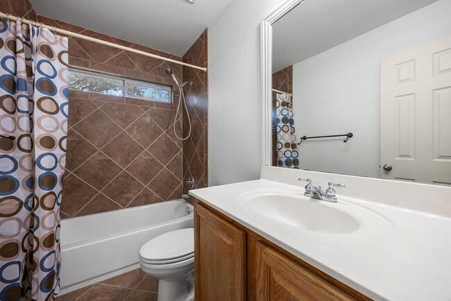 Building Photo - 2403 Beeleigh Ct