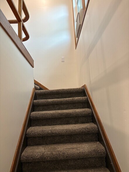 Building Photo - 128 S 100 E