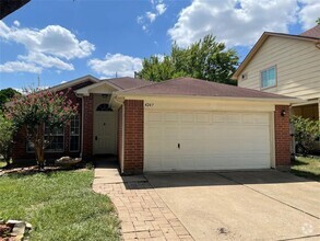 Building Photo - 4247 Field Meadow Dr