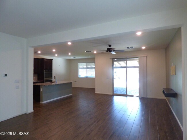 Building Photo - 12850 E Quail Wash Canyon Ln