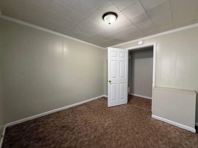 Building Photo - 3 Bedroom 1 Bathroom Home in Greeneville, TN