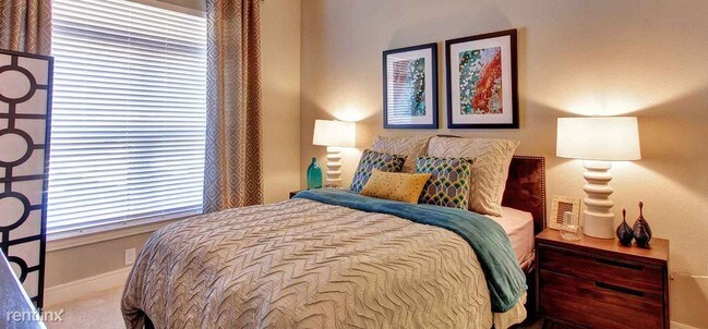 Building Photo - 5501 S MoPac Expy