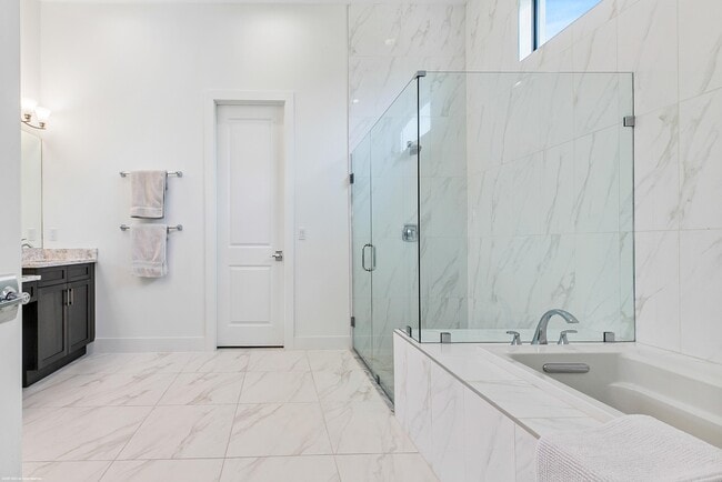 Building Photo - 13173 Faberge Pl