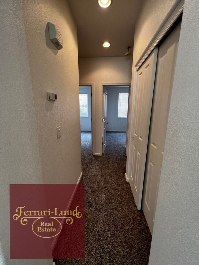 Building Photo - ?? Home in the Vistas in East Sparks- Kay DeAlba Property!! ??