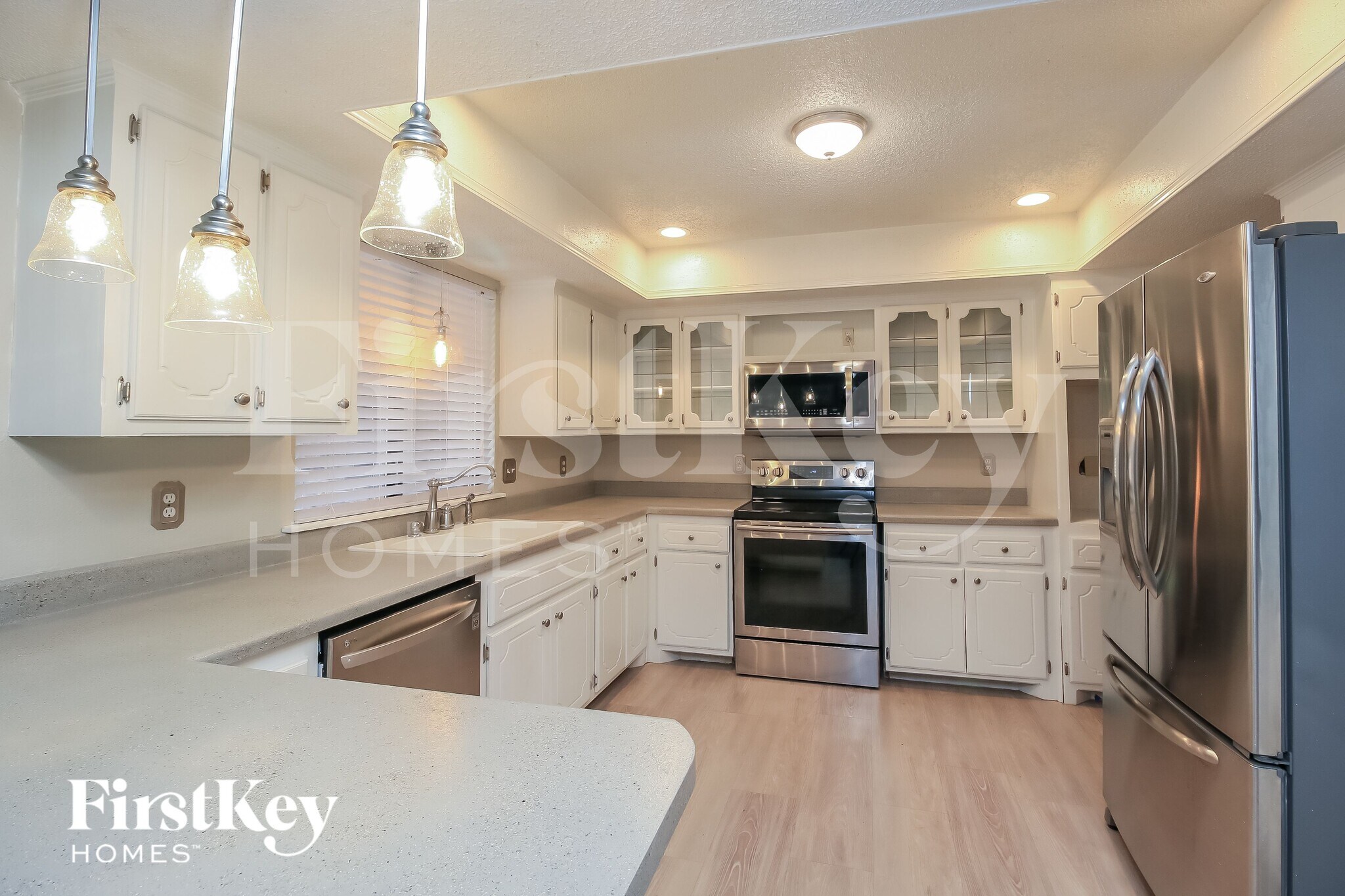 Building Photo - 2012 Tanglewood Dr