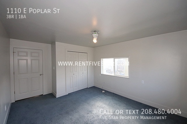 Building Photo - 1110 E Poplar St