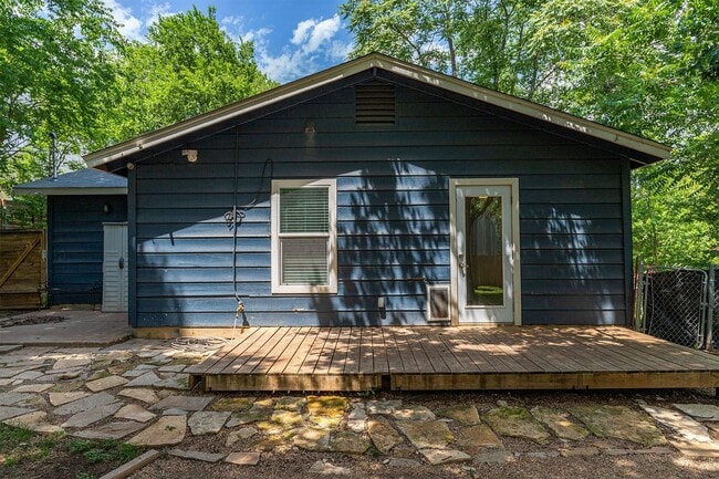 Building Photo - 1507 Grayford Dr