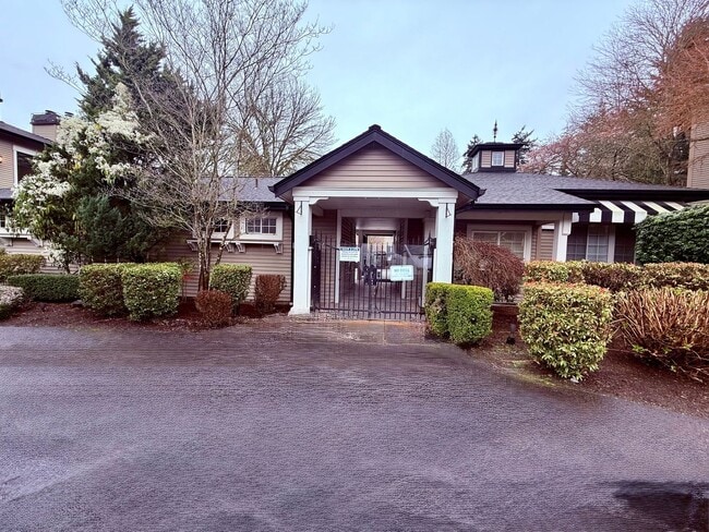 Building Photo - Gallery Condominiums - Downtown Kirkland