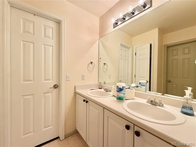 Building Photo - 10797 Madison Way