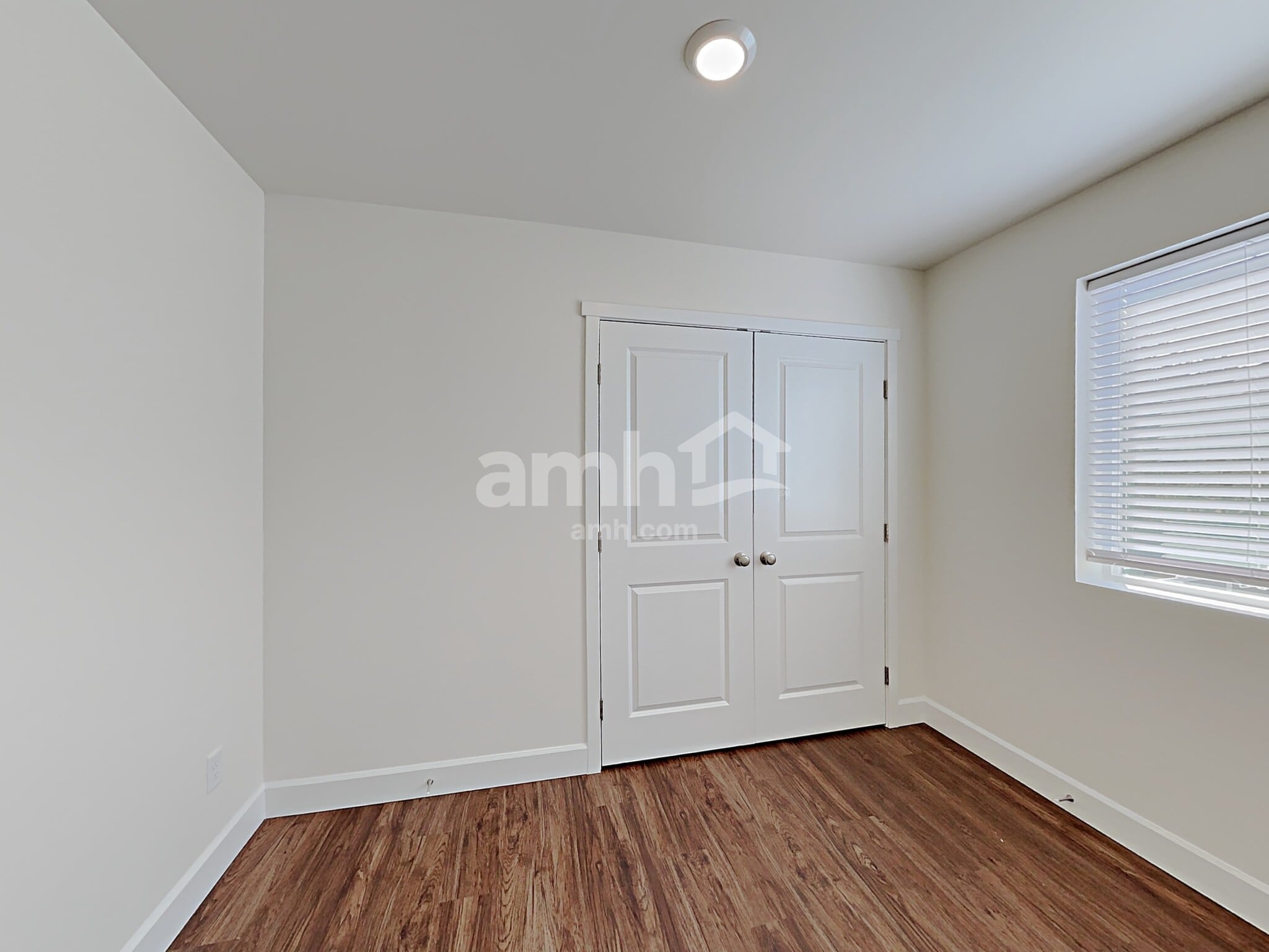 Building Photo - 12433 83rd Ave E