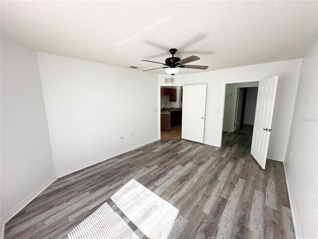 Building Photo - 4600 E Moody Blvd