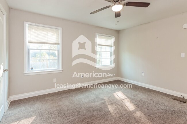 Building Photo - 1238 Briarwood Ave