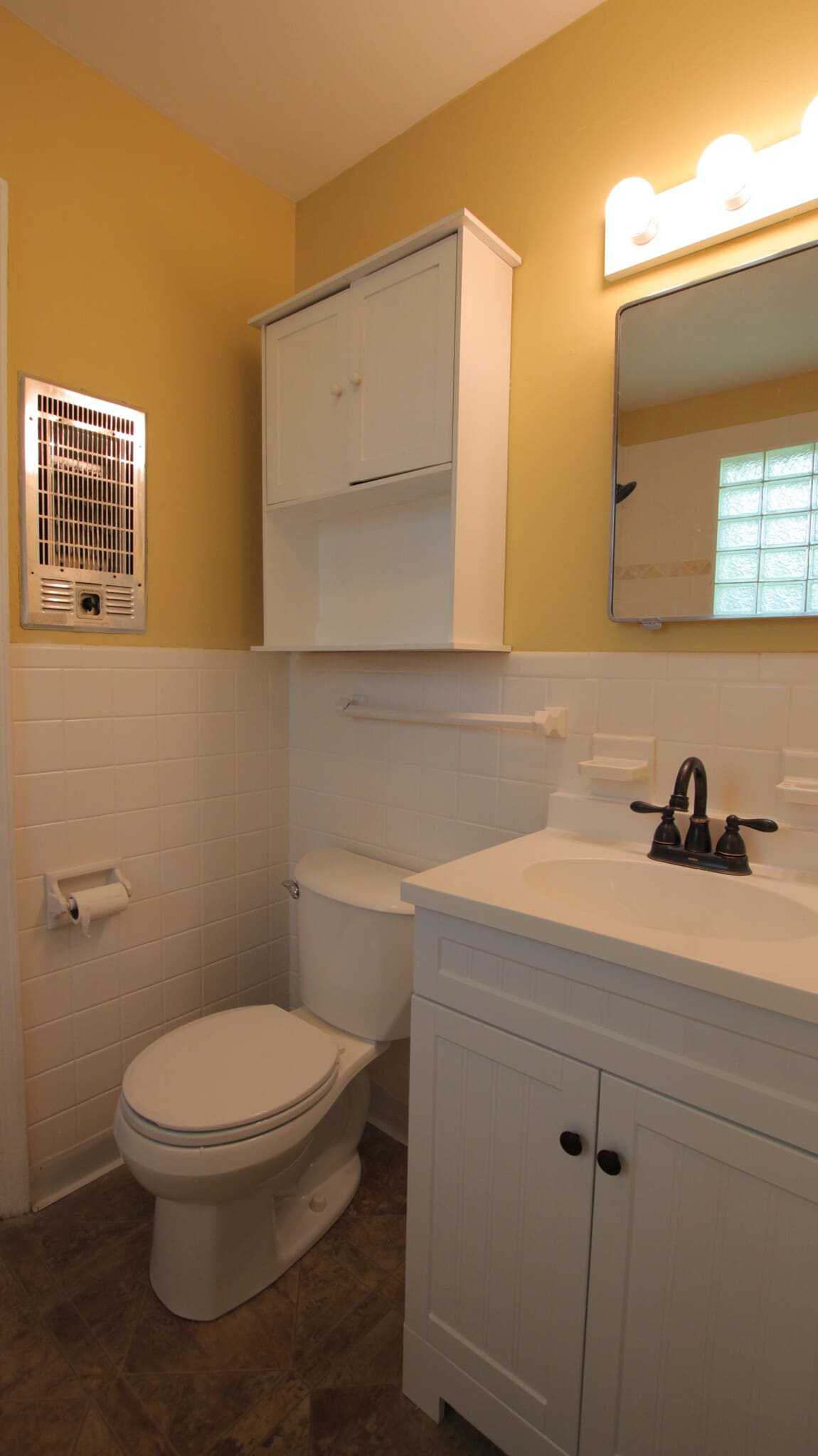 Bathroom - 2425 Chapel Avenue