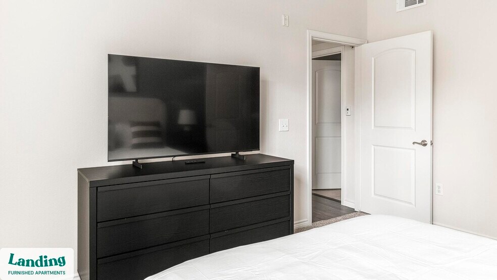 Building Photo - 8989 West Rd