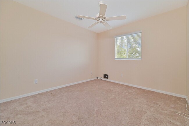 Building Photo - 10120 Tin Maple Dr