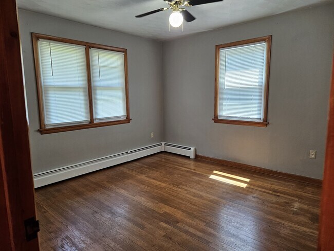 Building Photo - 1307 Harris St