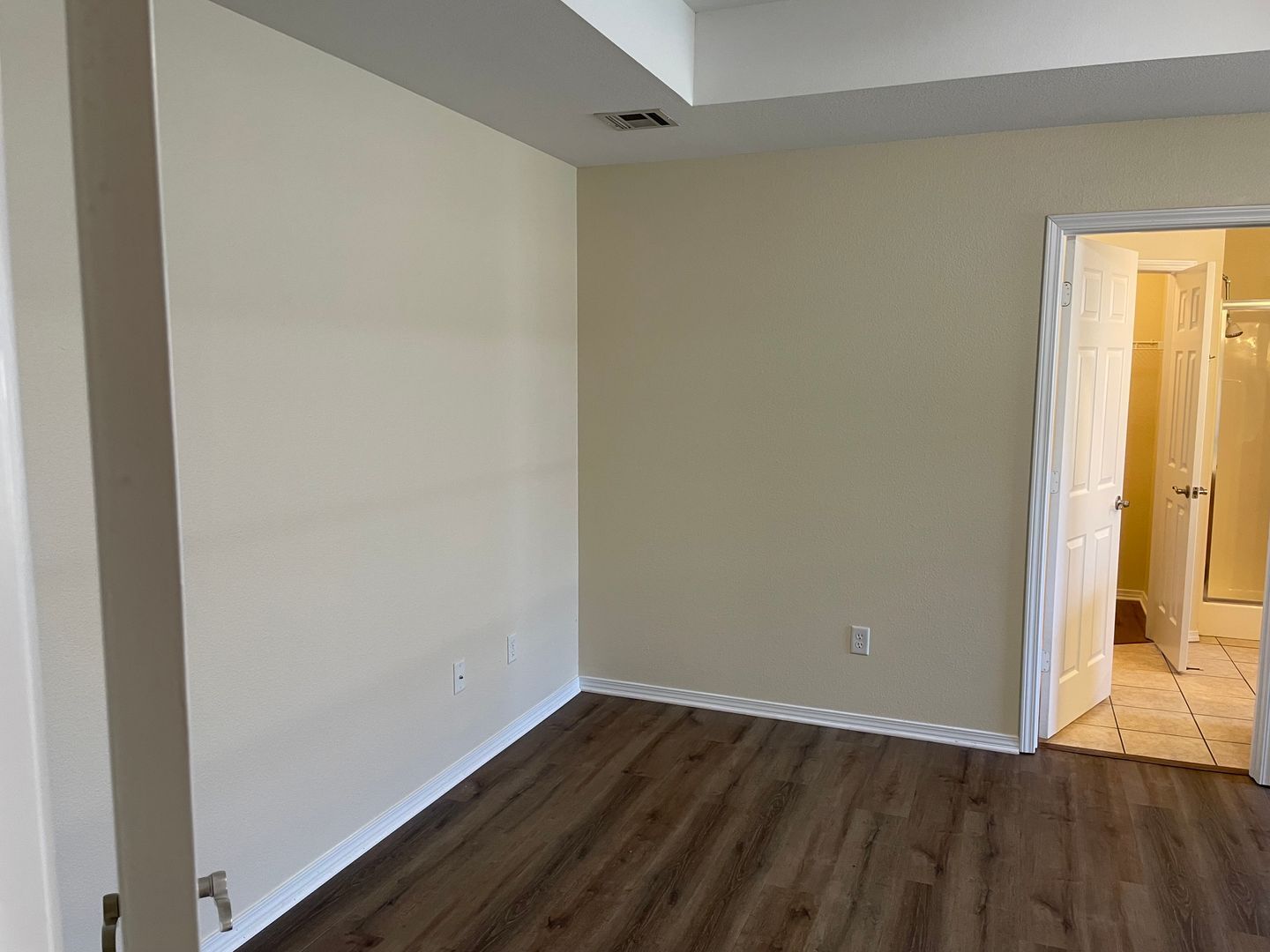 Building Photo - 511 Brookfield Dr