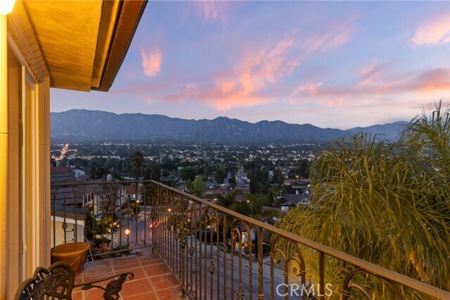 Building Photo - 3435 Oakmont View Dr