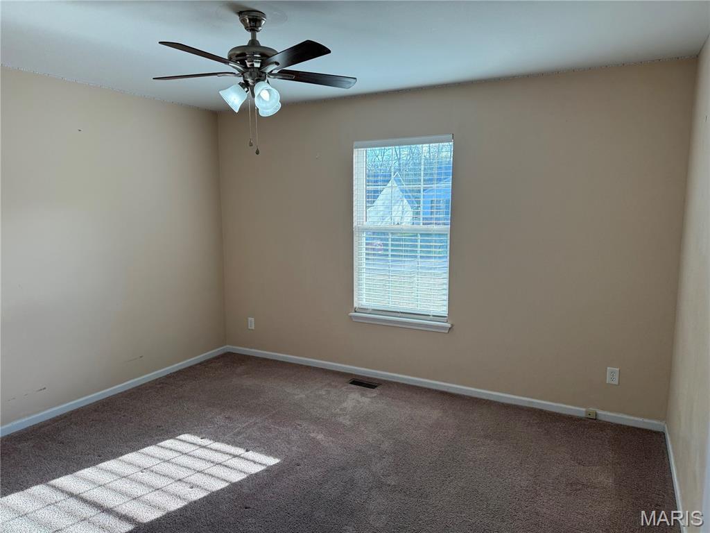 Building Photo - 733 Pecan Hill Dr