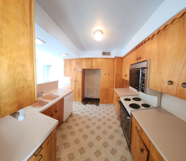 Building Photo - Close to Cal Poly Rental available!