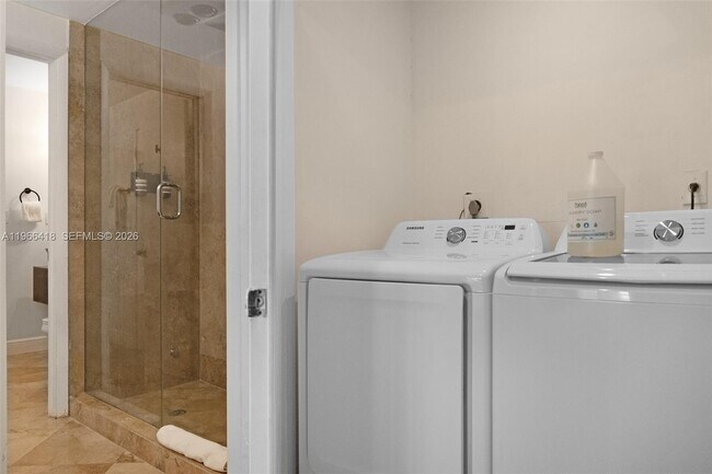 Building Photo - 5781 Biscayne Blvd