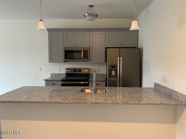 Building Photo - 12 White St