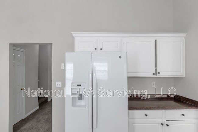 Building Photo - 481 Harvick Cir