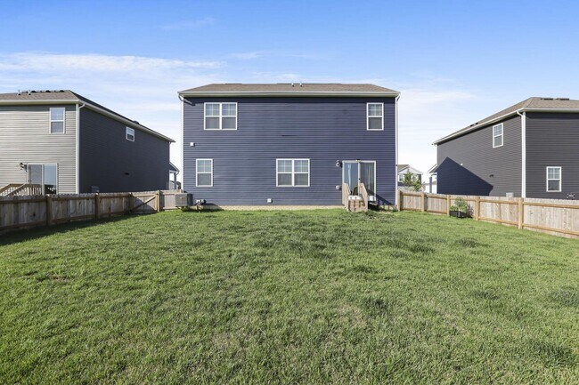Building Photo - 758 Leslie Dr