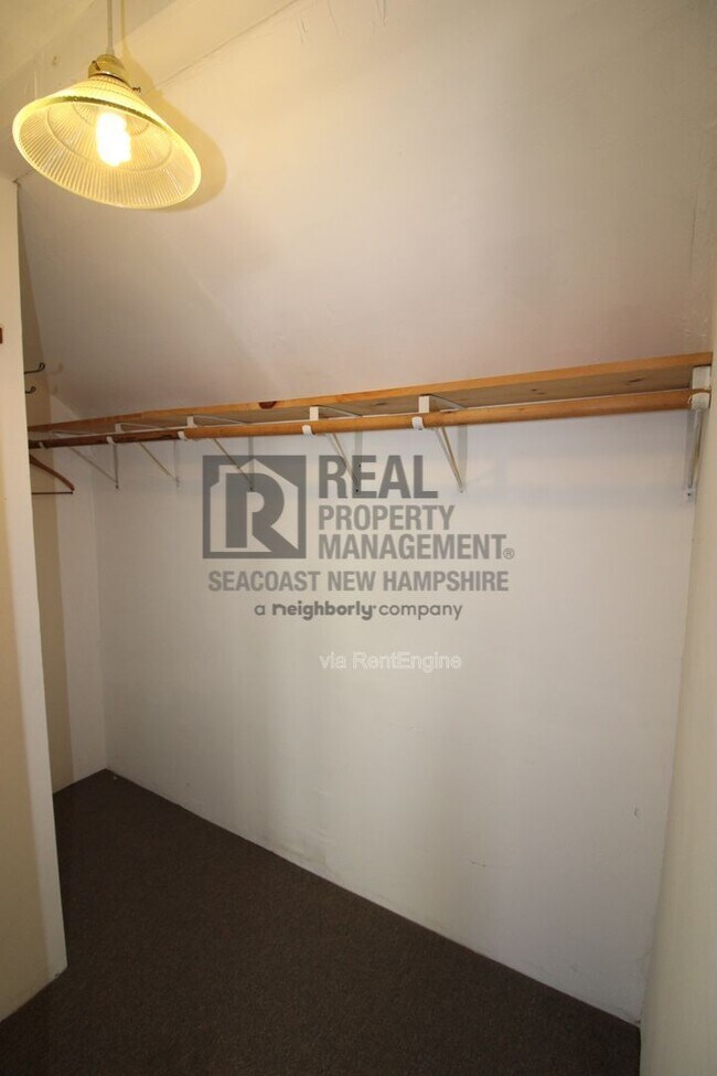 Building Photo - 139 Philbrick Ave