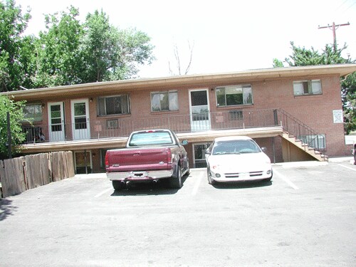 Primary Photo - 5551 S Delaware St