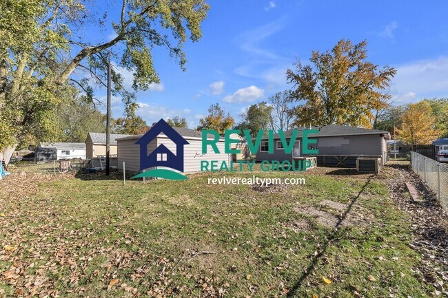 Building Photo - 15796 Kerstyn St