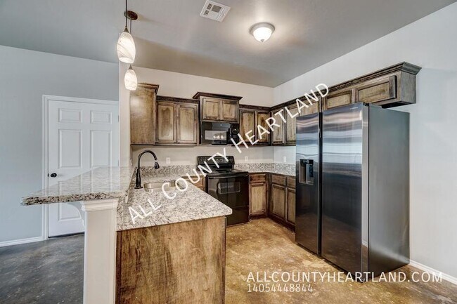 Building Photo - 1736 Eighty-Niner Ter