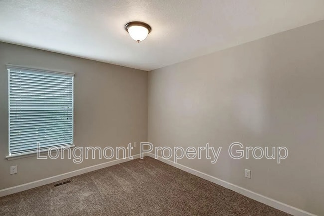 Building Photo - 1381 14th Ave