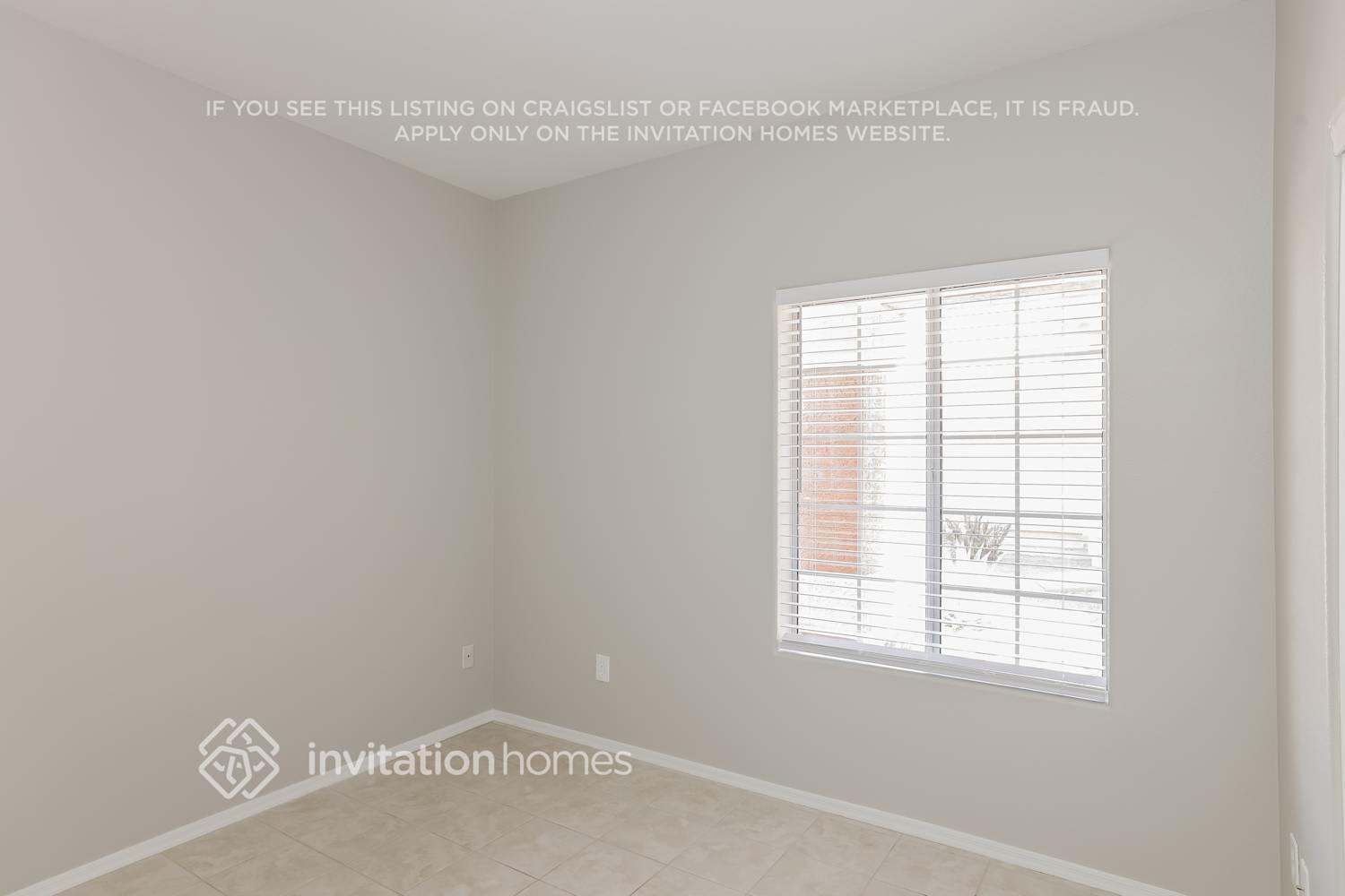 Building Photo - 1925 E Fellars Dr