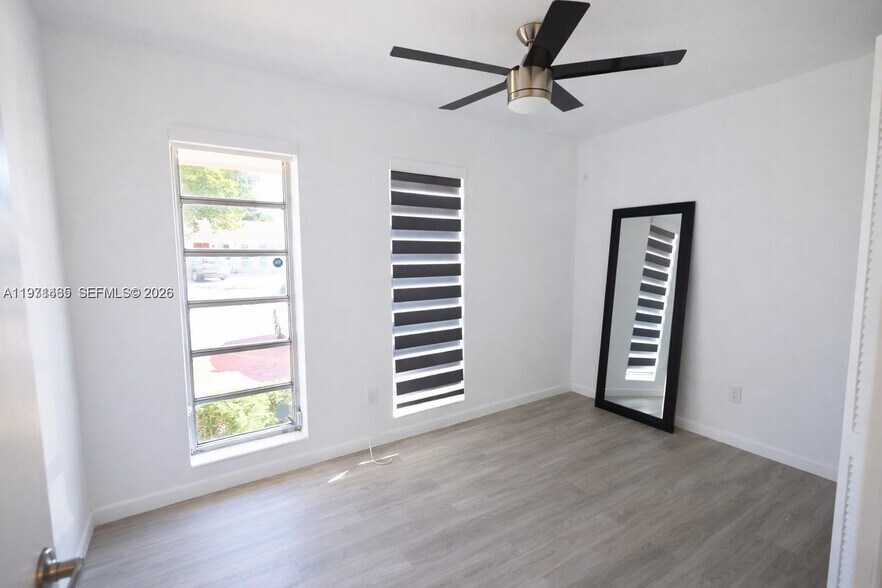 Building Photo - 4306 SW 131st Ave