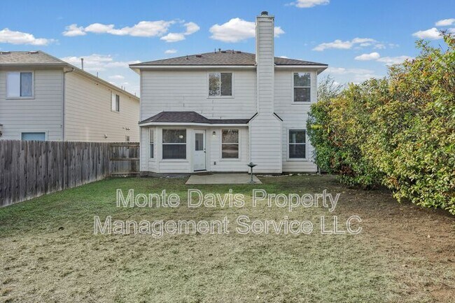 Building Photo - 336 Celery Loop