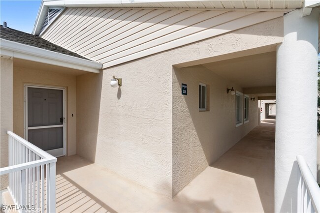 Building Photo - 2885 Citrus Lake Dr