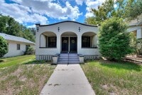Building Photo - 728 Johnson Ave