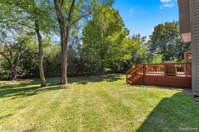 Building Photo - 18990 Beck Rd