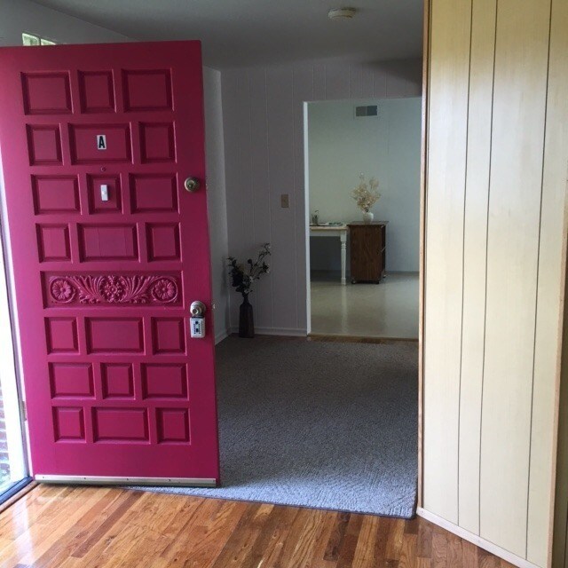 Building Photo - Greenwood Duplex