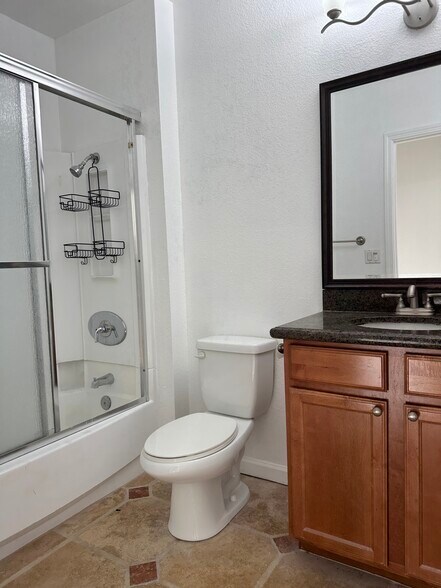 Bathroom-2 - 3695 Stevenson Blvd