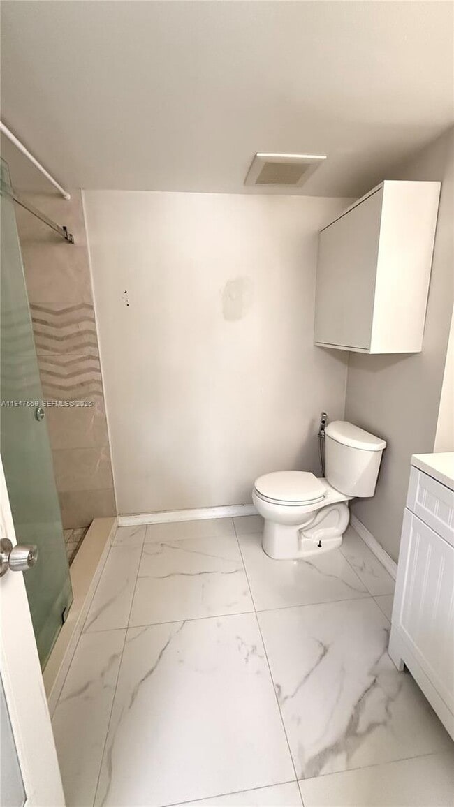 Building Photo - 17600 NW 68th Ave