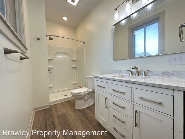 Building Photo - 8 br, 6 bath House - 514 W Kirkwood Ave