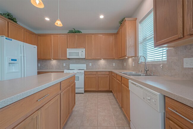 Building Photo - 18118 Billabong Crescent Ct